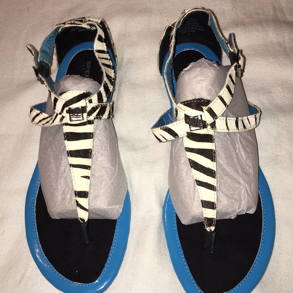 Sperry thong sandals. Zebra print with soft touch